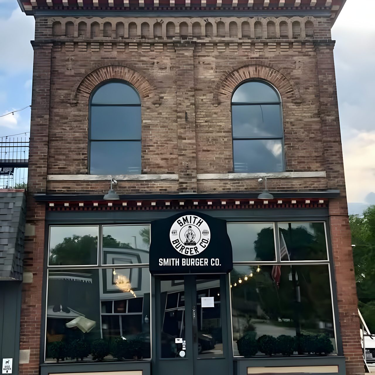 Smith Burger Company | Mahomet - Coming Soon!